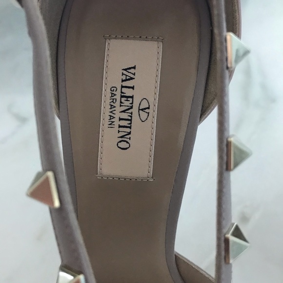 *NEW* 💯 Valentino Garavani Poudre Rockstud Pumps - Picture 4 of 8